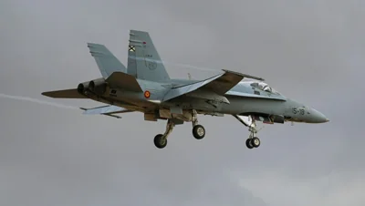 Самолет F-18 ВВС Испании в составе миссии НАТО сбил неизвестный беспилотник в небе над Румынией, дрон вторгся в воздушное пространство страны со стороны Молдовы