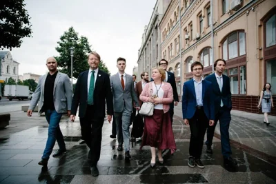 «Яблоко» заявило, что не связано с зарубежной кампанией в свою поддержку»
