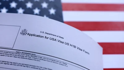 Суд в США отменил запрет на выдачу виз гражданам 75 стран