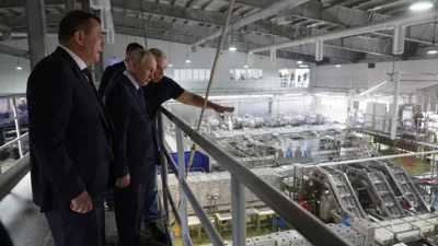 Глава МИД Японии выразил протест послу РФ по поводу визита Путина на Курилы
