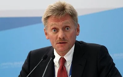 Песков заявил, что в России «работают со всеми журналистами», в отличие от США