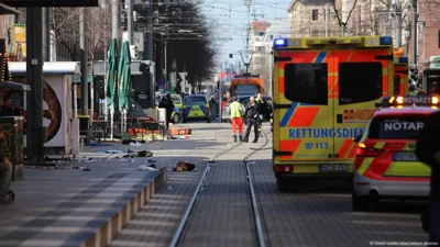 В Мангейме автомобиль въехал в толпу